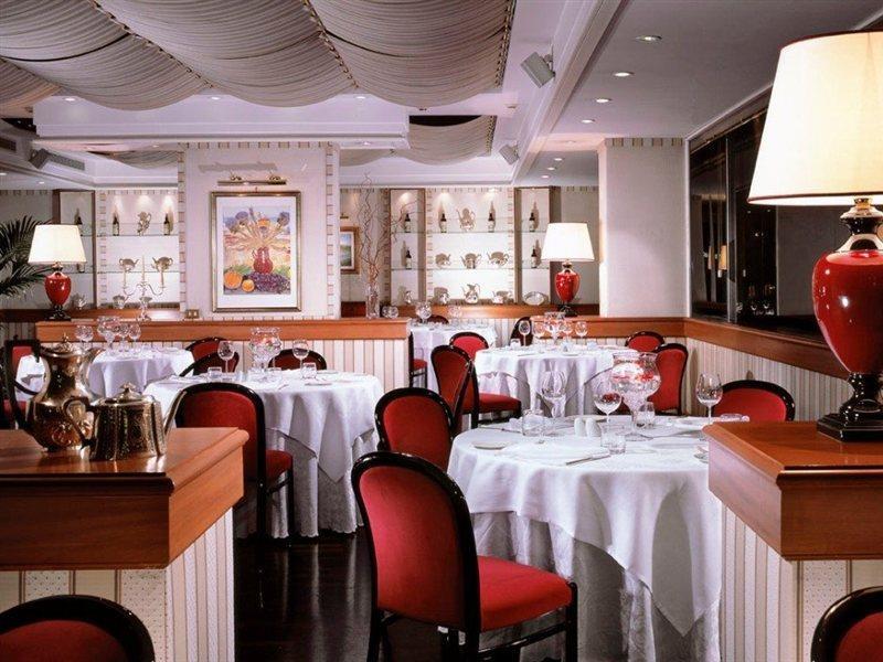 Cicerone Hotel 4*